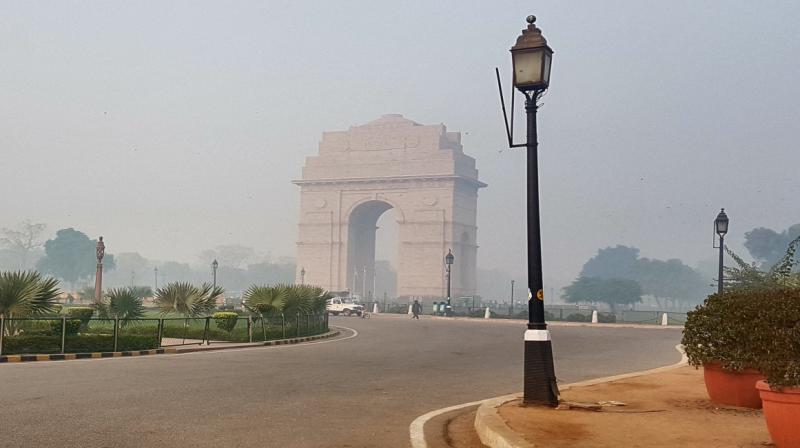 New Delhi :The minimum temperature in Delhi was 7.6 degree Celsius.