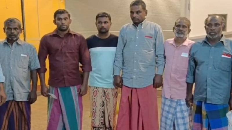 6 Indian fishermen released from Sri Lankan jail News In Hindi