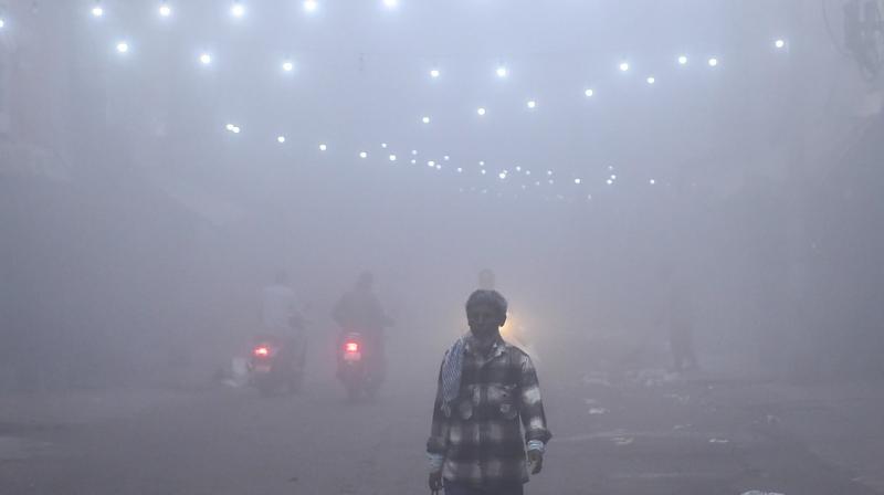 Dense fog in different areas of Punjab, no chance of rain news in hindi