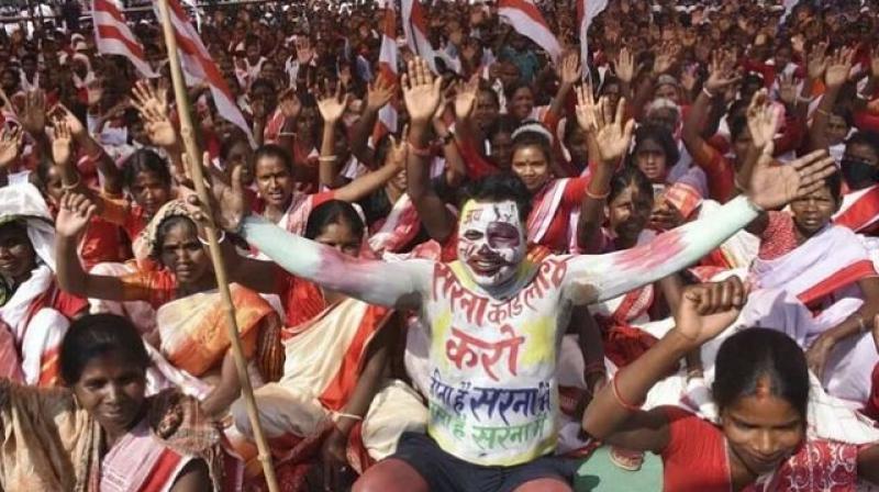 Tribals hold rally demanding 'Sarna' code; Election boycott warning (फोटो साभार PTI)