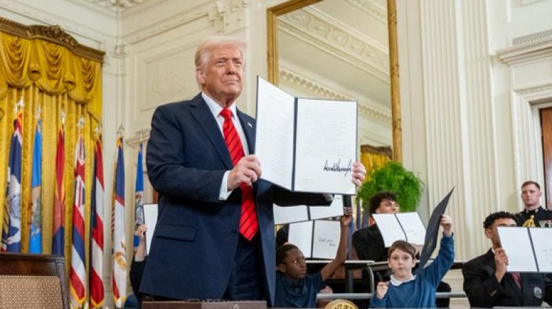 Trump signs executive order to shut down Education Department news in hindi