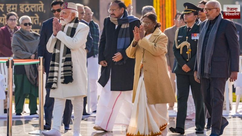 On Atal Bihari Vajpayee's 101st birth anniversary, the President and PM visited 'Sadaiy Atal' and paid their tributes.