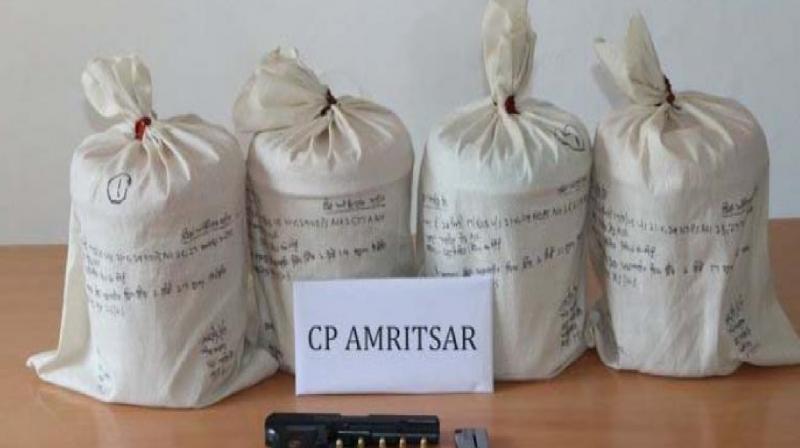 Drug smuggling gang busted Amritsar, DGP Punjab Police news in hindi