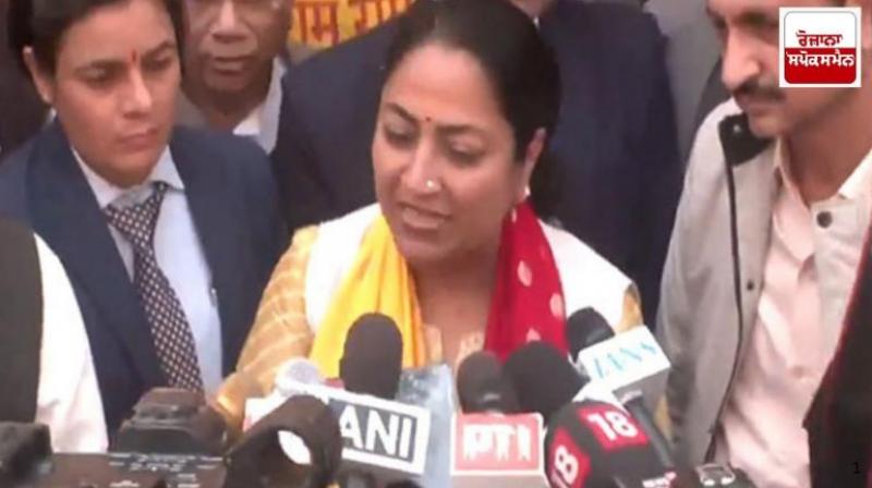 Delhi Chief Minister Rekha Gupta targeted opponents News In Hindi