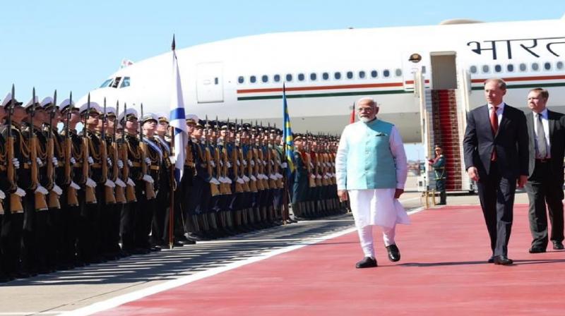 PM Modi reaches Russia for summit talks with President Putin news in hindi