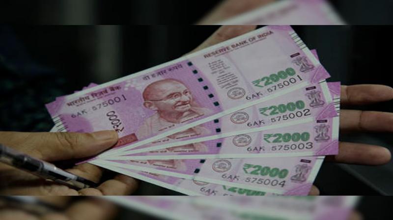 First day of Rs 2,000 note exchange: Short queues at some branches