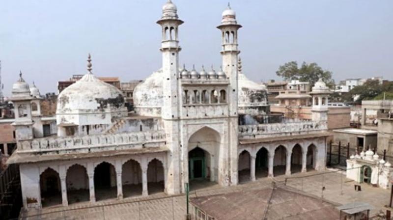 Hindus got the right to worship in the basement of Vyas ji located in Gyanvapi complex, order of Varanasi court.