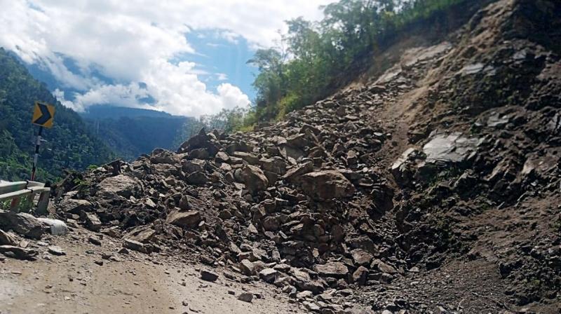 70 roads including national highways closed due to landslides in Himachal Pradesh News(reference picture)