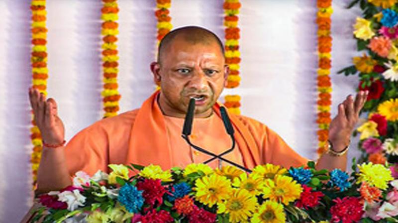 Congress should apologize to the country for insulting the poor, Dalits and backward: Yogi Adityanath