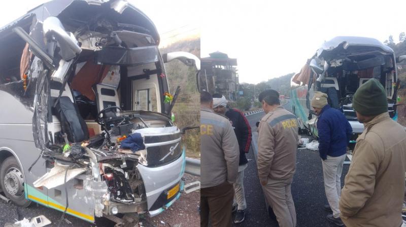 Himachal Pradesh Mandi Road Accident news in Hindi