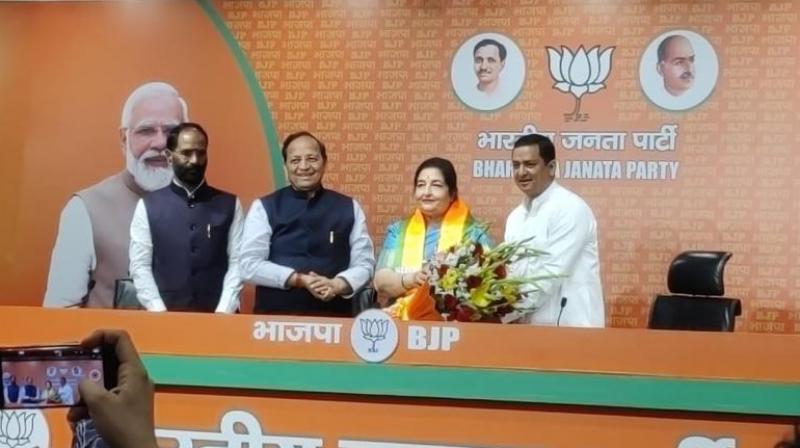 Famous singer Anuradha Paudwal joins BJP News In Hindi