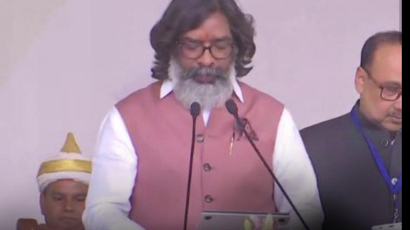 Hemant Soren took oath as Jharkhand CM News In Hindi