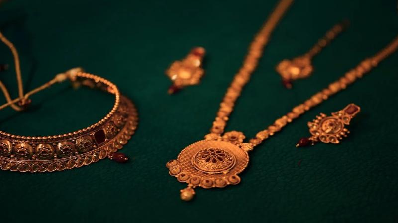 Gold prices have fallen, know latest gold silver prices news in hindi