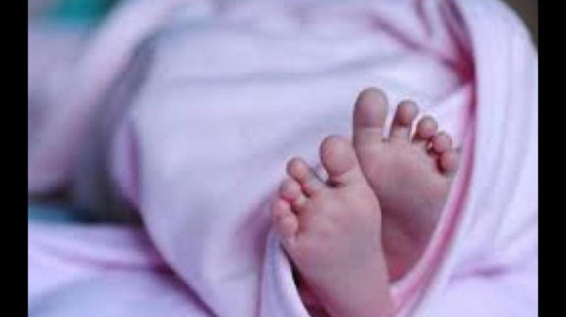 Andhra Pradesh News: 16 year old student gave birth dead child in the bathroom, minor was unaware of her pregnancy