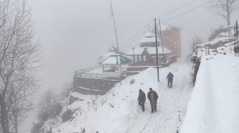 Himachal Pradesh Snowfall 226 roads closed News In Hindi