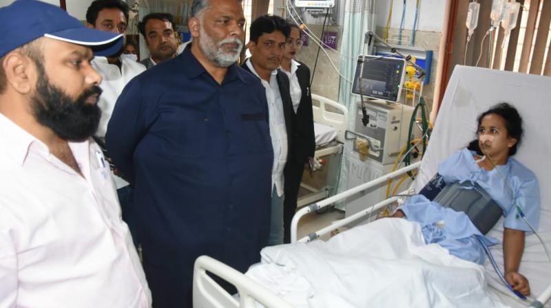 JAP(LO) President Pappu Yadav visited PMCH and met the victims of Lakhisarai firing.