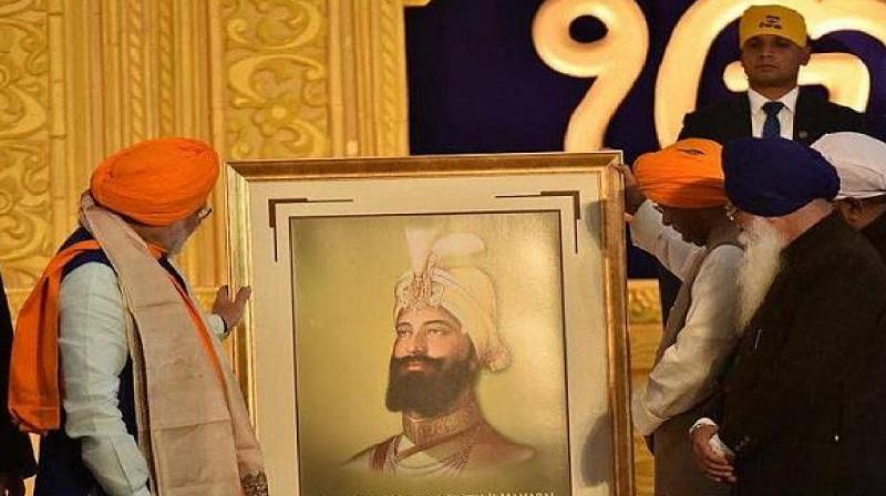 PM Narendra Modi paid tribute to Shri Guru Gobind Singh Ji news in hindi