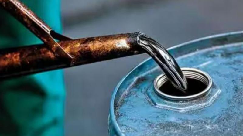 Crude oil became expensive by 12 percent in a week news In Hindi