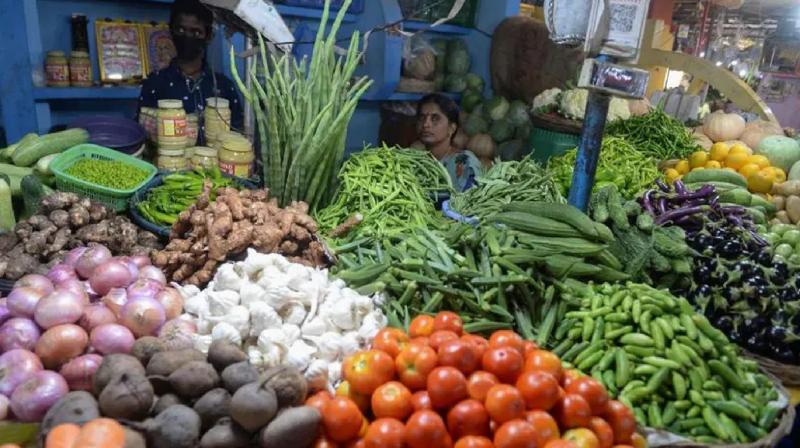 Tomato crossed 140, peas reached Rs 250 per kg news in hindi