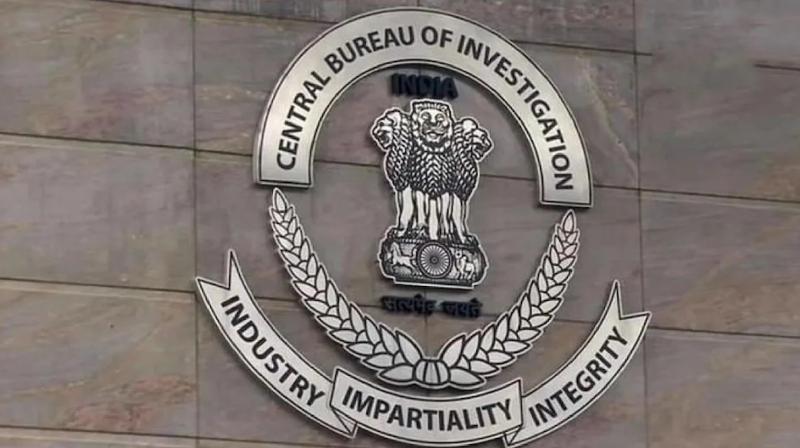 CBI arrests DUSIB legal officer taking bribe news in hindi