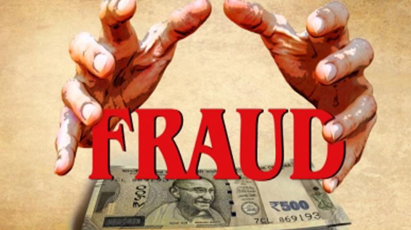 Fraud Case: Fraud of lakhs by becoming an officer of Mumbai crime branch 