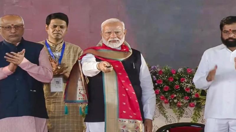 PM Modi, foundation stone of India largest deep water port 'Vadhwan' in Palghar news