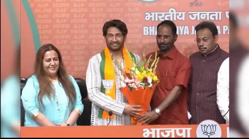 Ex-Congress leader Radhika Kheda and actor Shekhar Suman join BJP News in hindi