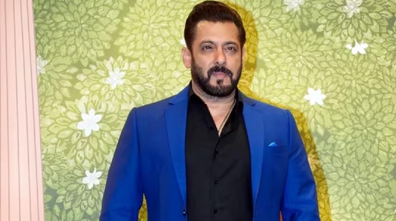 Salman Khan warns his fans about fake announcements regarding American music festivals