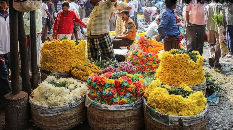  Malik Phool Mandi: a market where flowers worth crores are sold