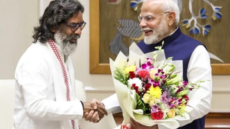 Jharkhand future CM Hemant Soren met Prime Minister Modi news in hindi