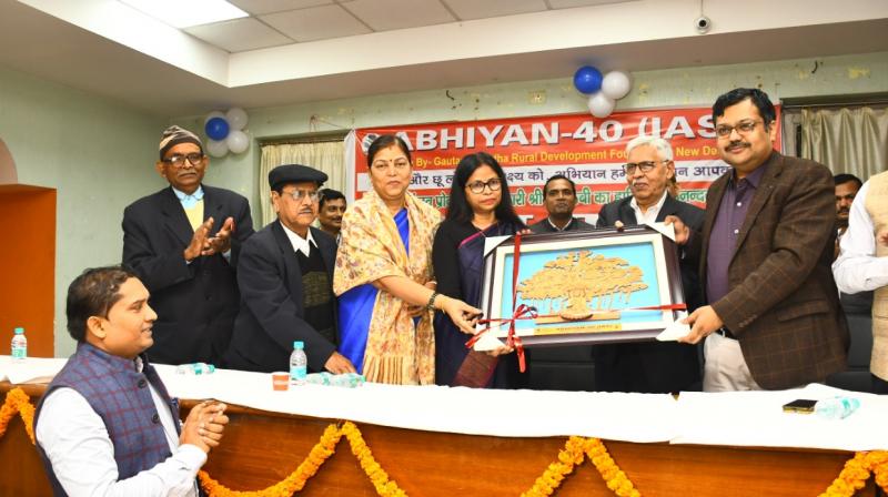 Campaign 40 IAS felicitated Ruby Kumari for being elected IAS from Bihar