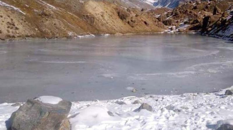 Himachal Pradesh Weather Snowfall in Lahaul-Spiti tabo News In Hindi