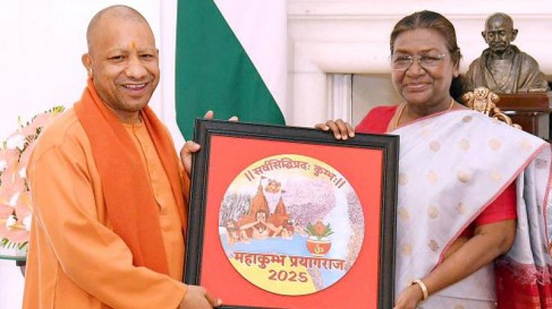 CM Yogi met President Murmu, invited him to attend Mahakumbh news in hindi