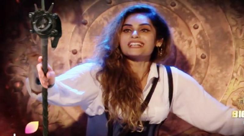 Shrutika Arjun becomes Time God in Bigg Boss house news in hindi