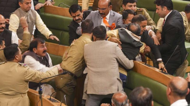 Ruckus erupts in Jammu and Kashmir assembly for second day news in hindi