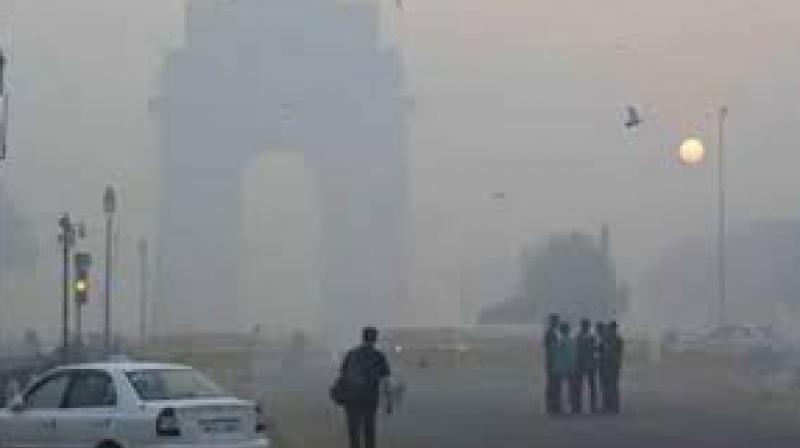 Minimum temperature in Delhi at 8 degrees Celsius, AQI in 'very poor' category