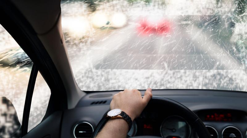 Easy trick to remove fog from car window in rain news in hindi