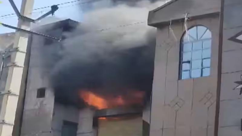 Massive fire broke out in Bawana, Delhi