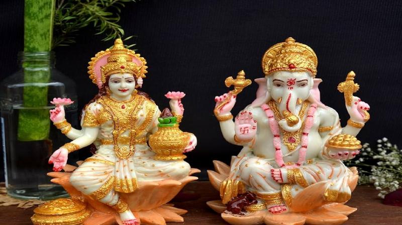 Don't Mistake Buying The Idol Goddess Lakshmi-Ganesha News In Hindi