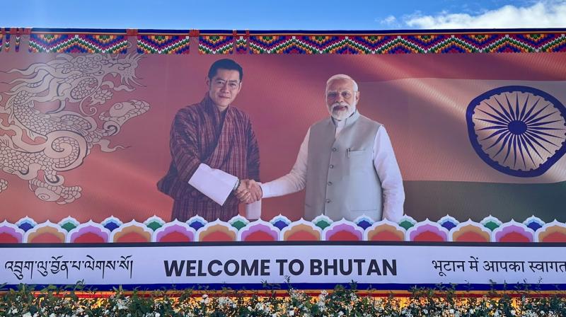 Prime Minister Narendra Modi reached Bhutan news in hindi