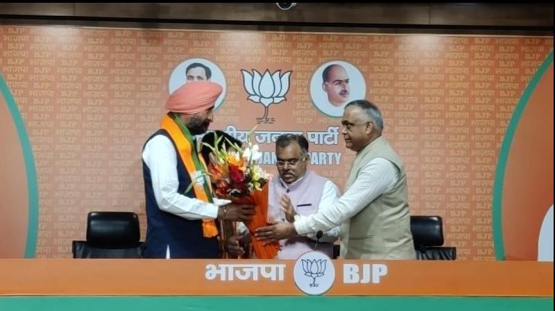 Big blow to AAP in Punjab former Jalandhar MLA Jagbir Brar joins BJP