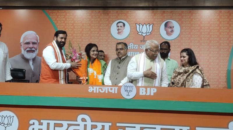  Kiran Choudhary joins BJP with her daughter Shruti News In Hindi