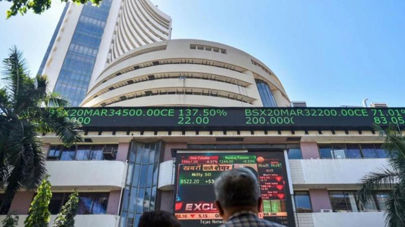 Stock markets fall for the third consecutive day, Sensex breaks down by 453 points