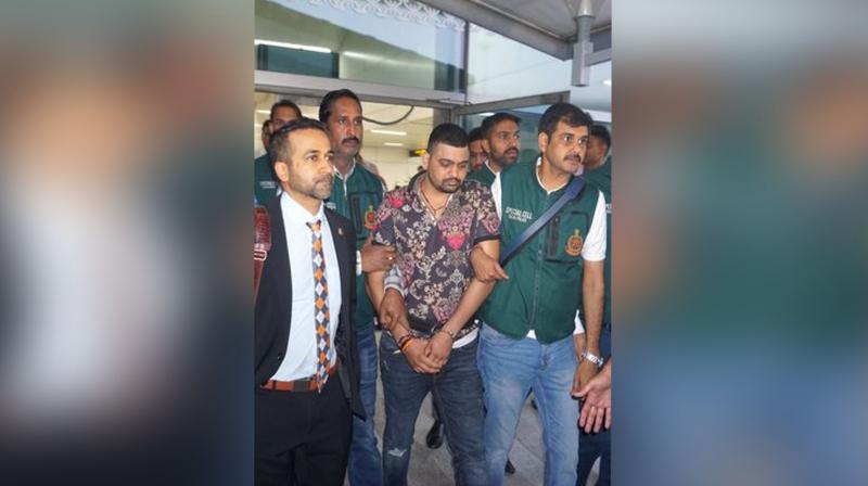 Notorious gangster Deepak Boxer brought from Mexico to Delhi, absconding in many cases including murder