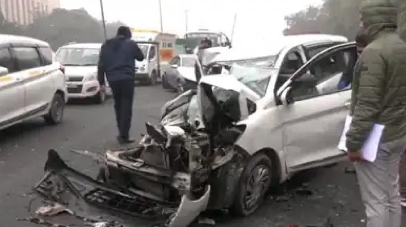 Man killed in road accident near Bhikaji Cama Place in Delhi News In Hindi