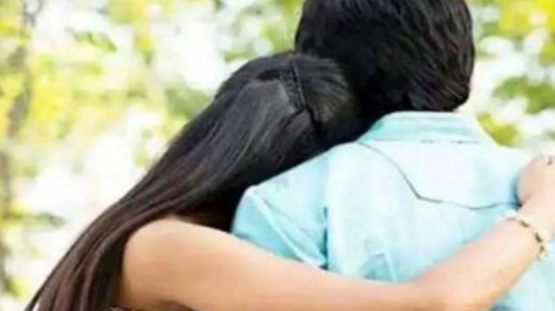 Girls running away from home after falling in love : Maharashtra Women's Commission chief