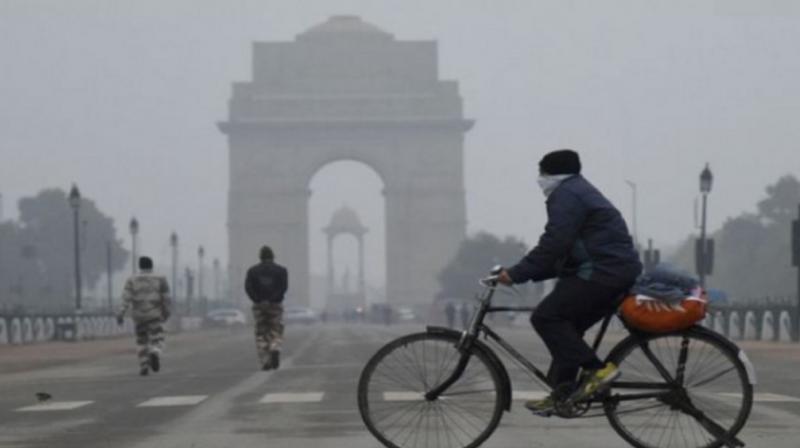 Minimum temperature in Delhi is 6.4 degree Celsius, light rain expected