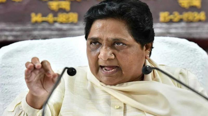 Mayawati targets government over 'inflation'