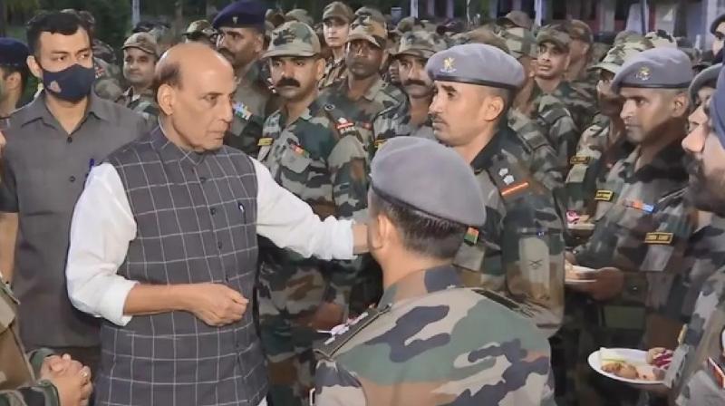 Defense Minister Rajnath Singh asked the army to be ready for the future