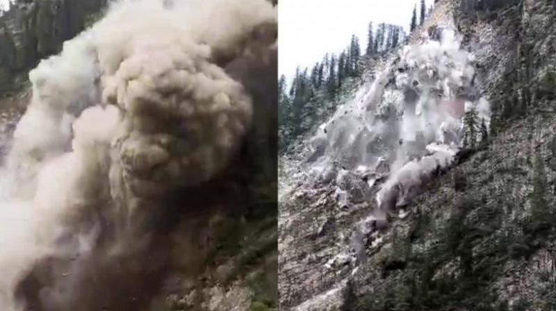 Dangerous video of stone falling from Chamba surfaced news in hindi